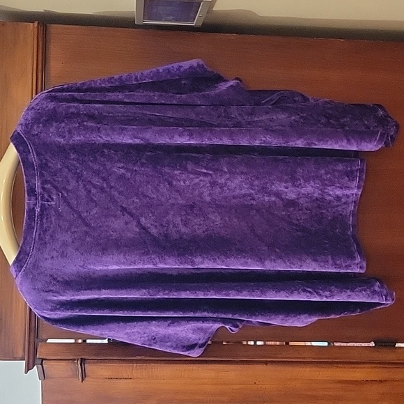 Heyne Bogut | Purple Velvet Short Sleeve Top Gray Design Art To Wear - Size M - Picture 4 of 11